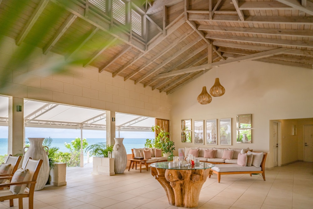 The Cove Suites at Blue Waters Resort and Spa - Property Image 60