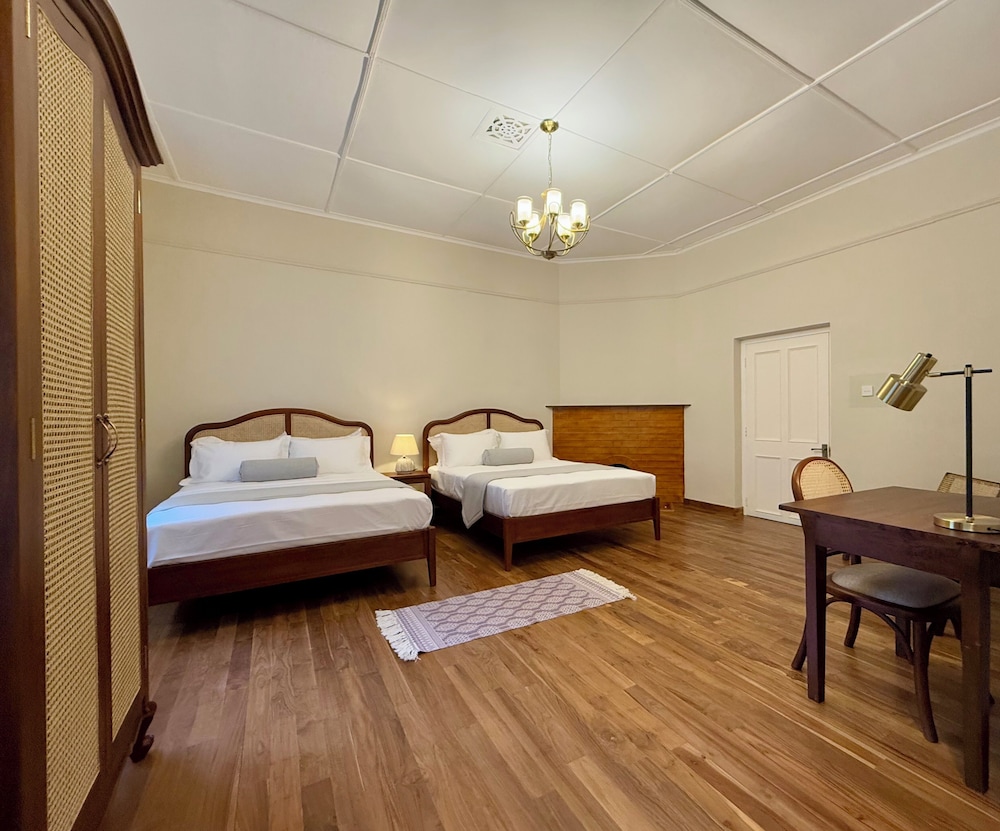 Watawala Tea Plantation Bungalow