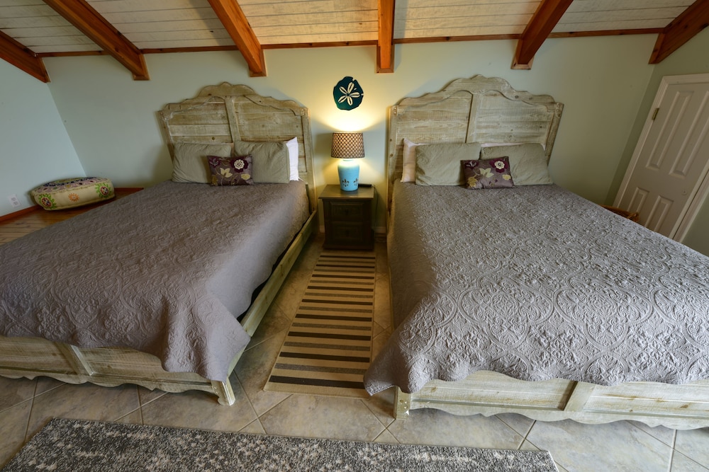 Seagrass Cottage