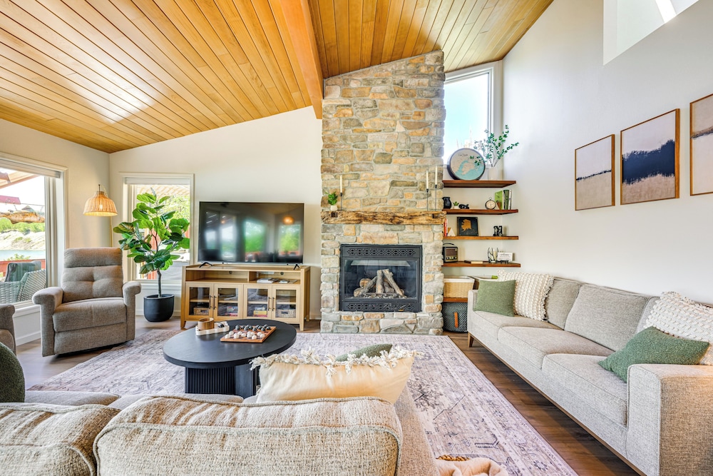 Riverfront Retreat w/ Fishing Dock in Sterling!