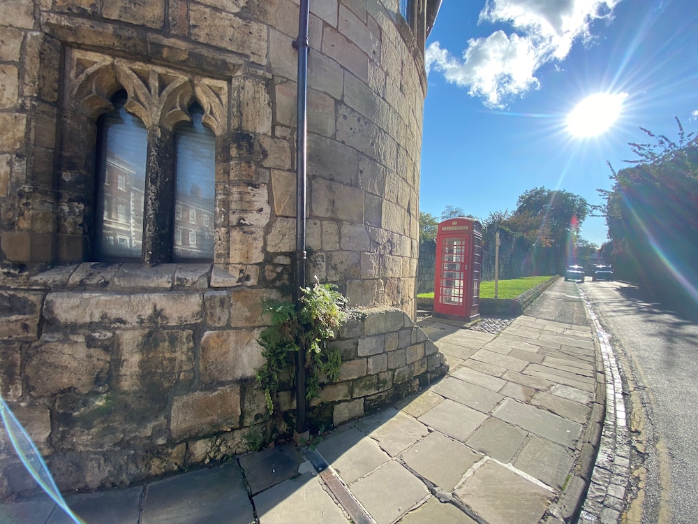 Photo 25
