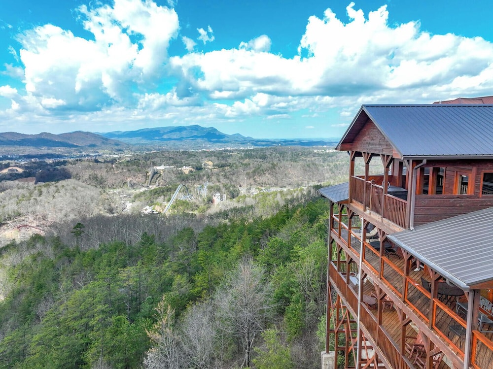 Lookout Lodge