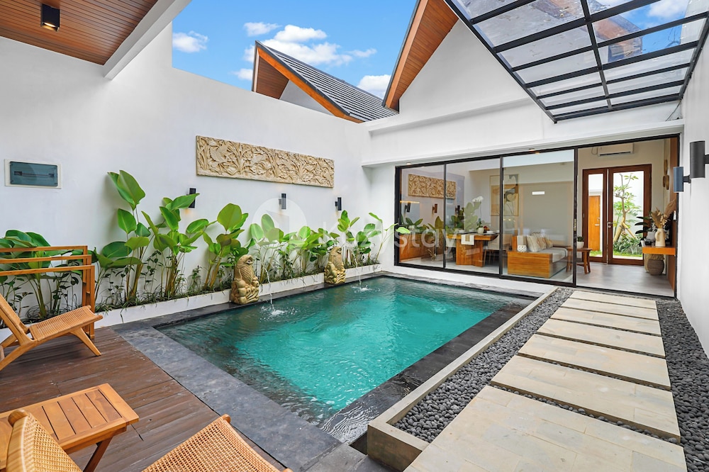Oslen Villa by Kozystay - Canggu