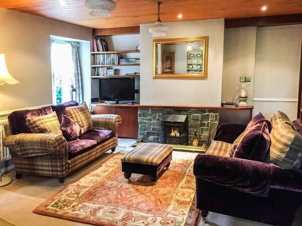 Gavel Cottage view 4