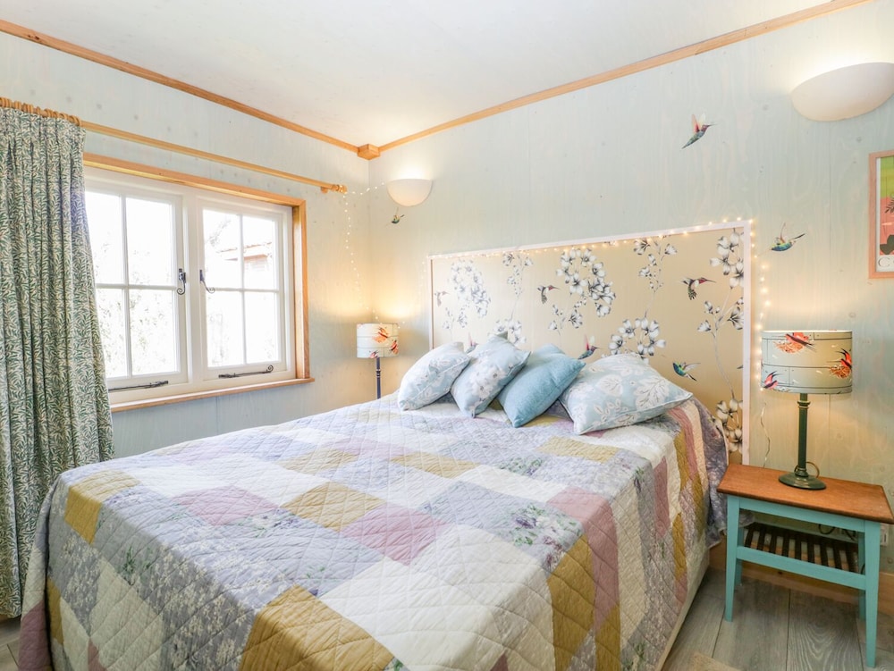 Little Willow view 4