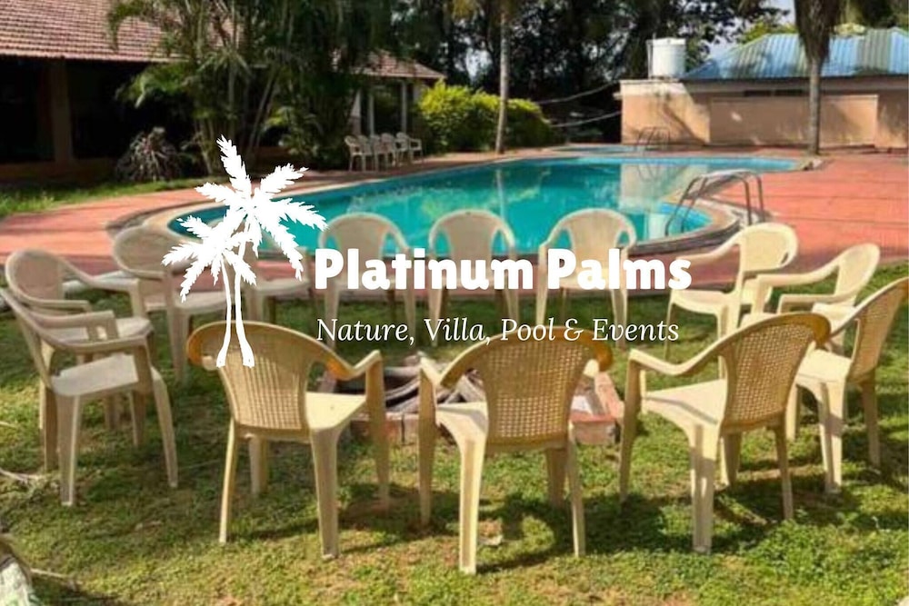 Platinum Palms Villa With Pool