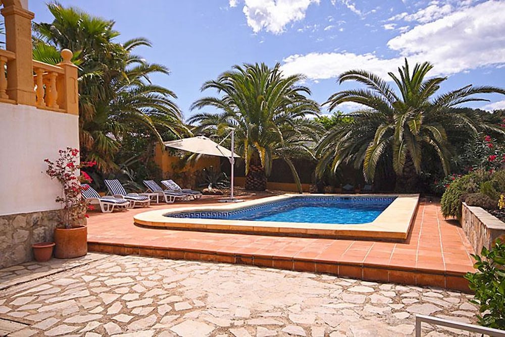 Villa Sol in J vea With 2 Bedrooms and 2 Bathrooms