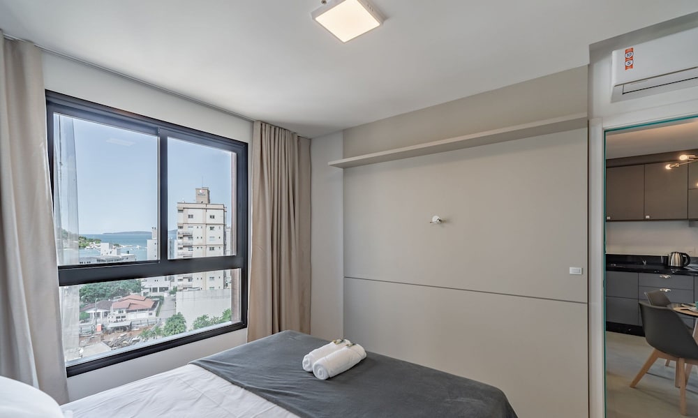 MHF II Apts Variados em Prédio com Vista para o Mar em Itapema