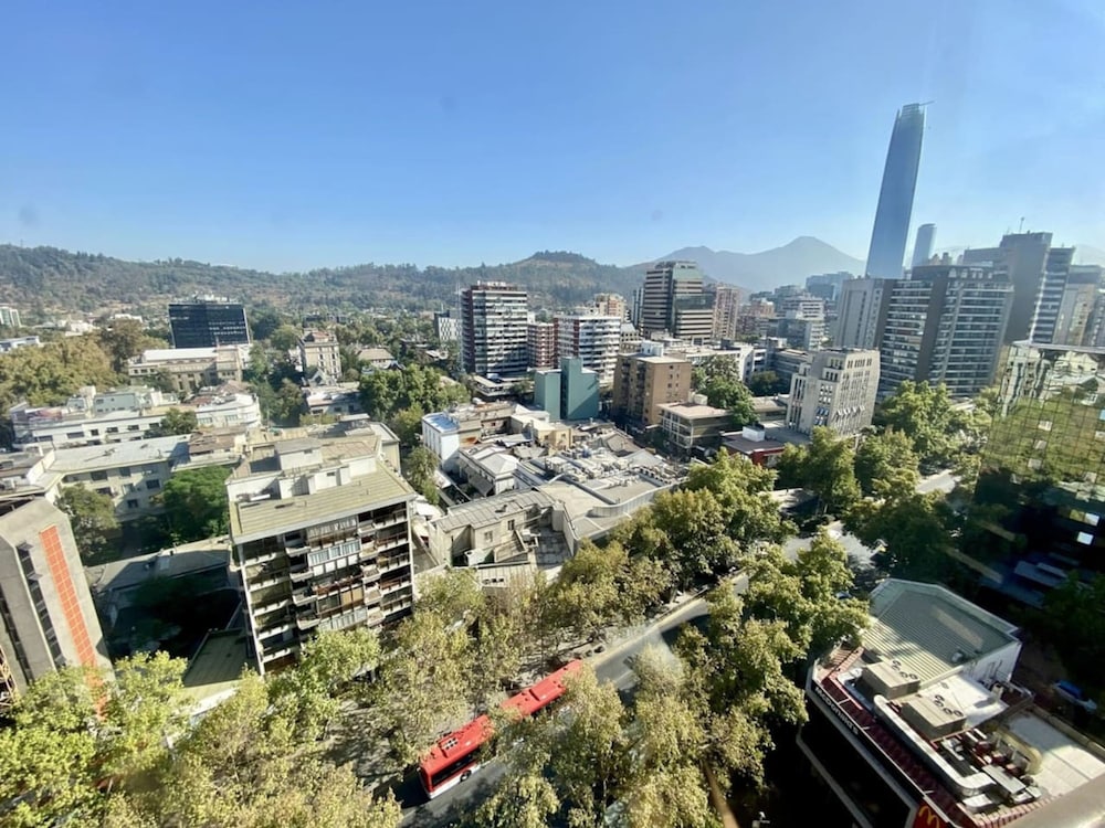 Urban Artistic Providencia A C Gym Laundry Pool Wifi