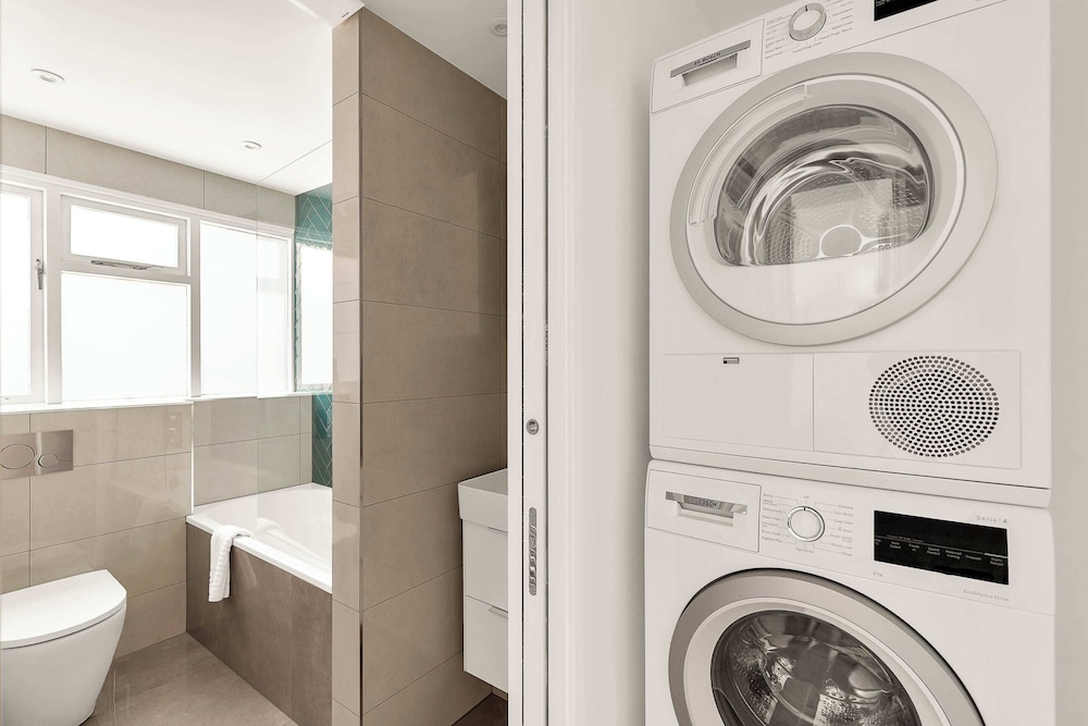 Charming Golborne Escape