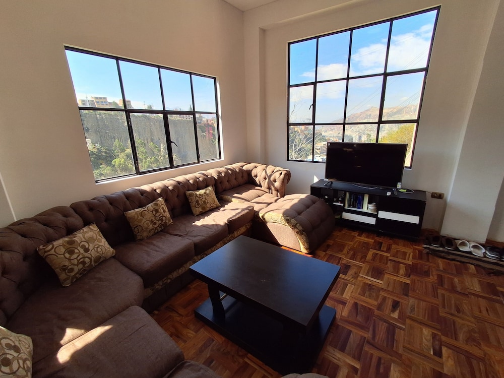 backpackers la paz