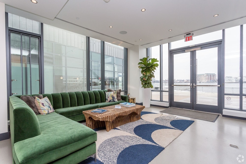 Luxury Apartments by Hyatus Downtown Boston