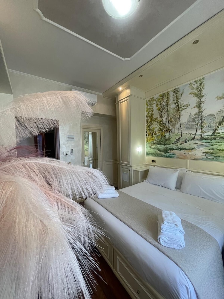 Dama Opera Elegantia Rooms