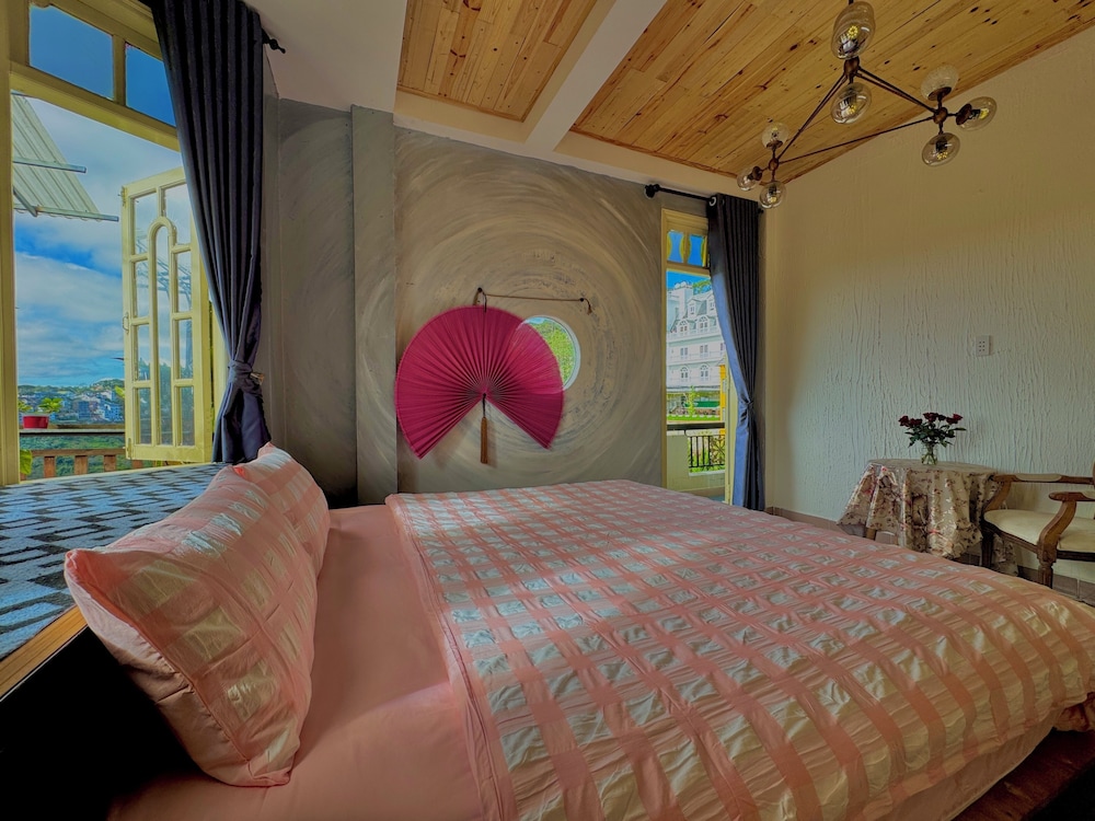 My Stay 1 Le Van Tam