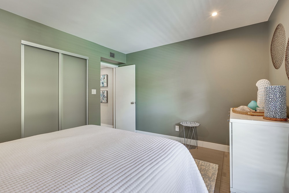 16 Mi to Dtwn: Phoenix Gem w/ Private Pool