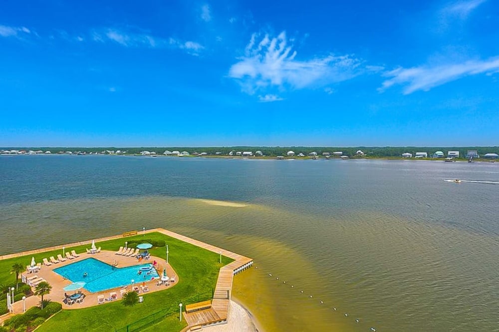 Compass Point 508