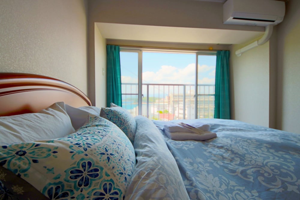 Shirahama White Beach House view 2
