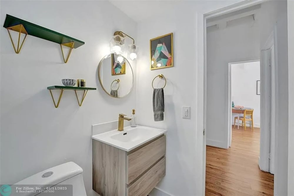 Castaways Casita Saltwater Pool Dog Friendly