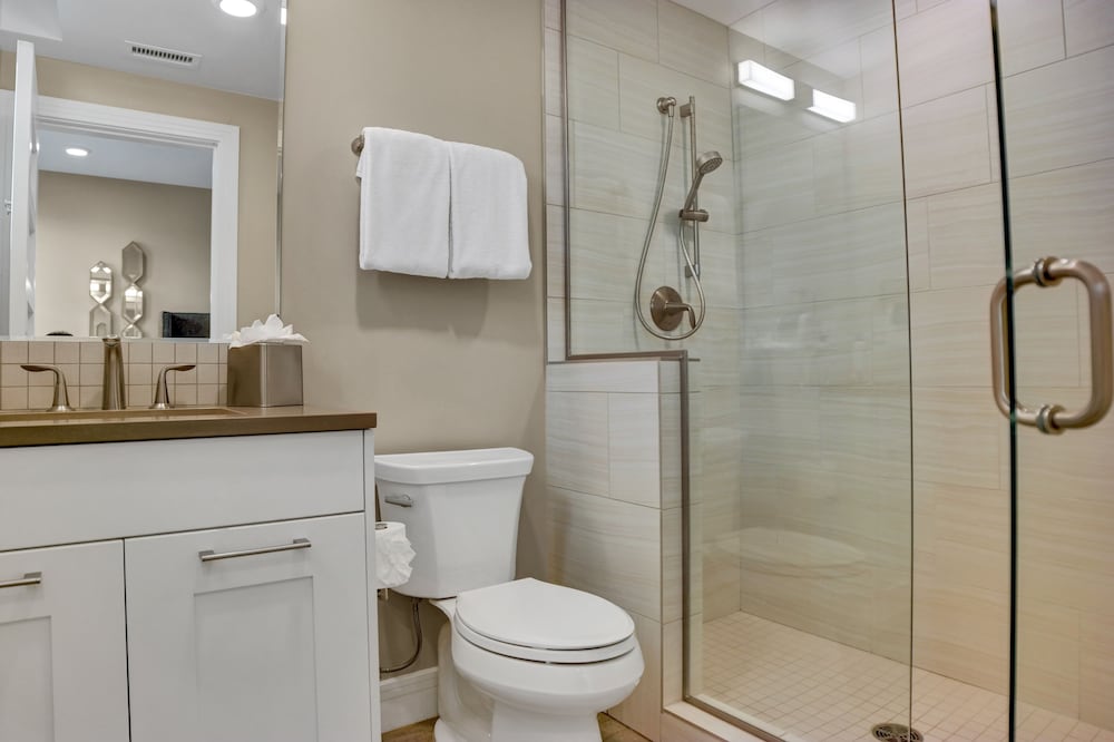 Rio Grande 202 3 Bedroom Condo by RedAwning view 5