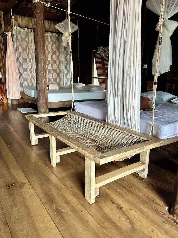 ST 63 Homestay & Tour Kampong Khleang