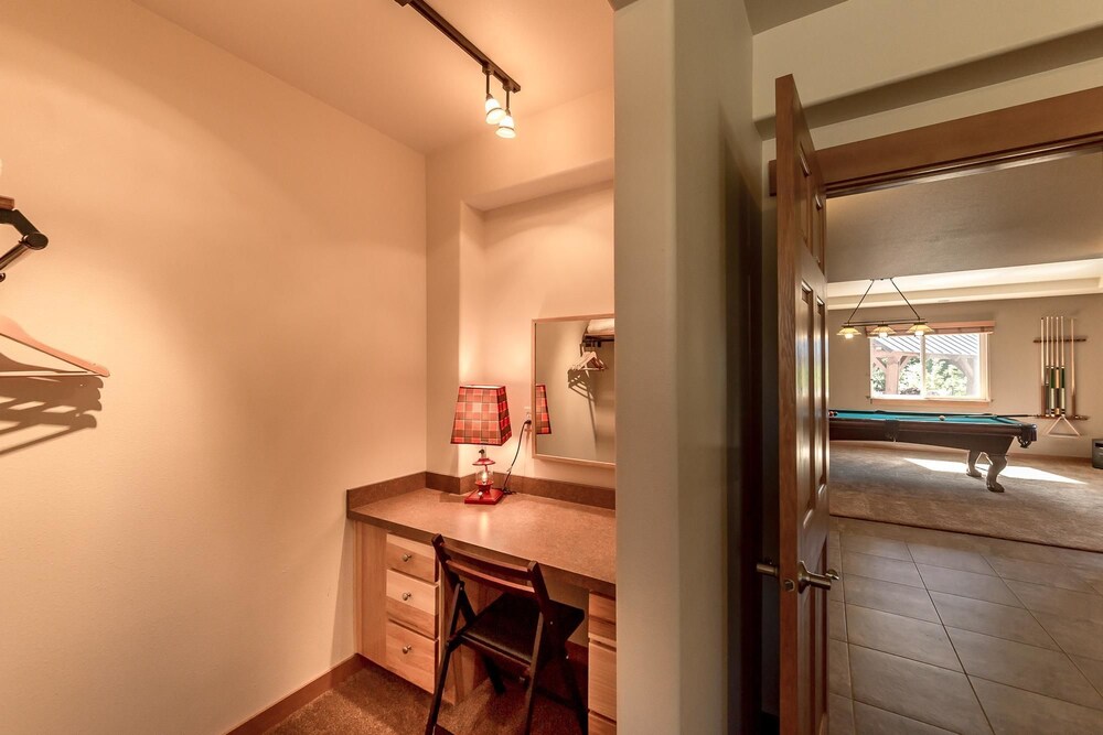 Tiger Lilly Lodge