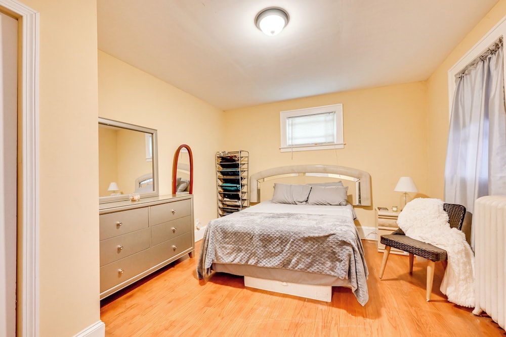 Convenient Hartford Condo < 2 Mi to Dtwn!
