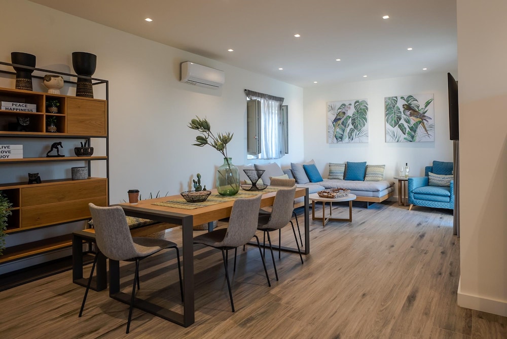 Villa Stoupa Exclusivity