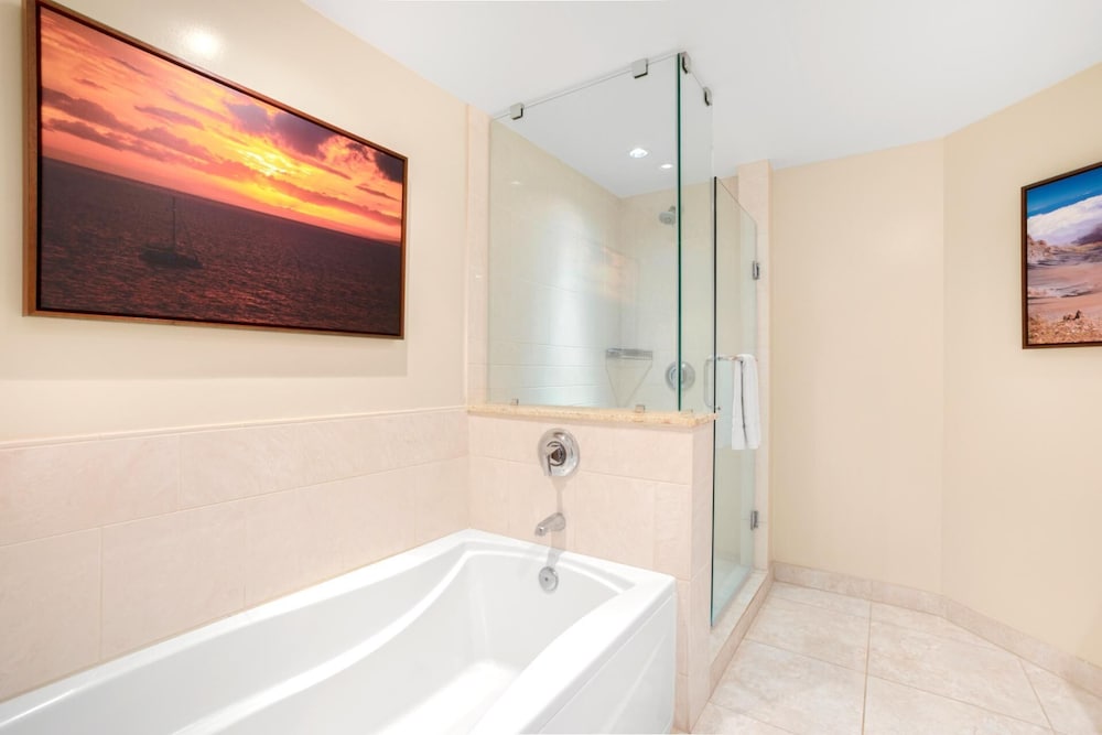 Honua Kai Hokulani 3 Free Rental Cars KBM Resorts Extra Large Lanai 3 Units, 4 Bedrooms Ml-1826