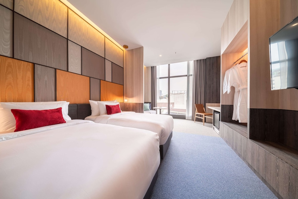 Ramada Plaza by Wyndham Bangkok Sukhumvit 48 3
