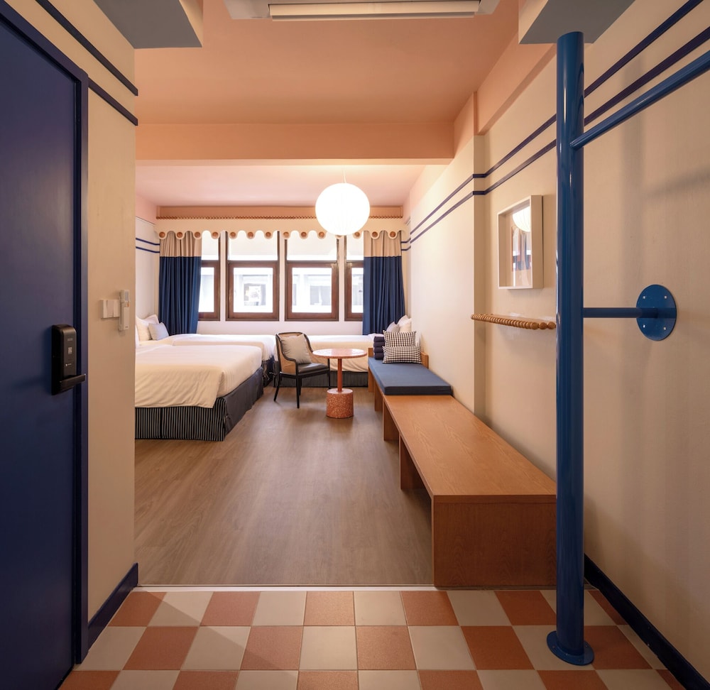 Blu Dock Restel Bangkok