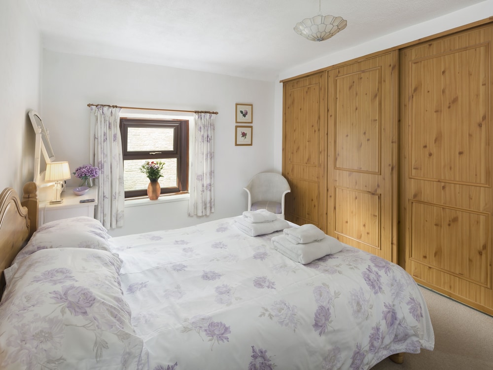 Ellwood House view 2