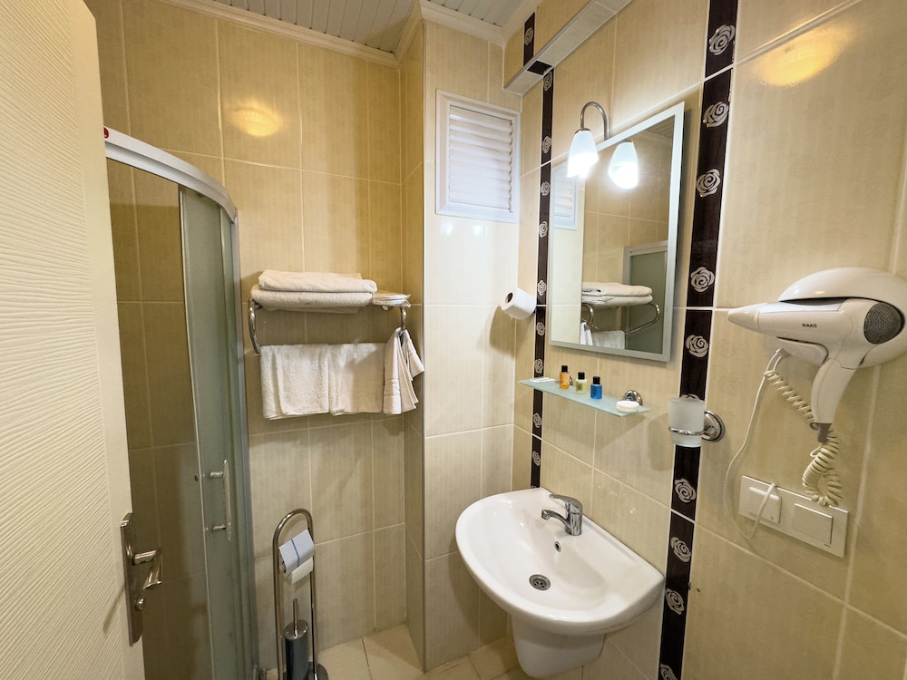 Sardunya Otel - Image 15