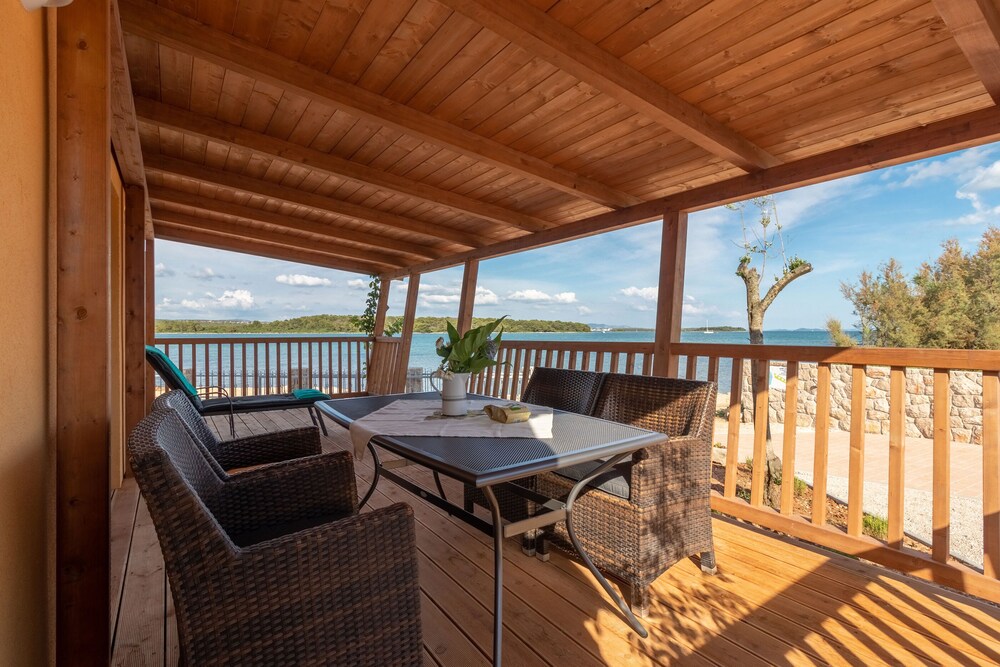 Mobile Home Sea Shell view 5