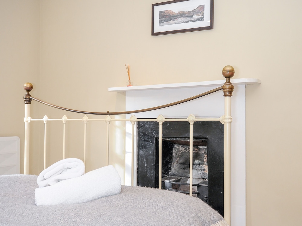 Lowen Cottage