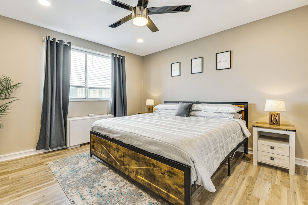 Walkable Condo < 1 Mi to Centennial Olympic Park!