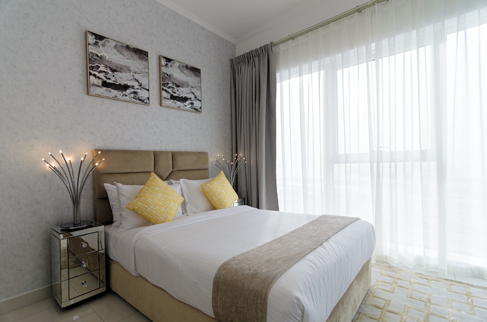 OSKENA Homes-Damac Heights Two Bedroom photo 3