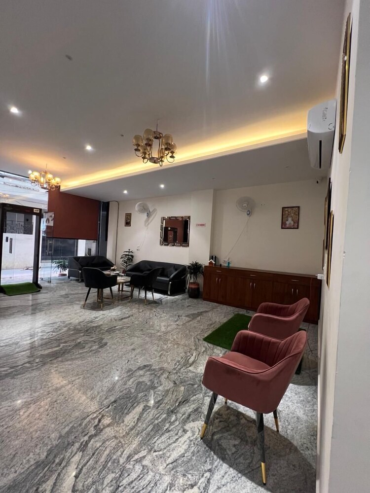 SS Hotel