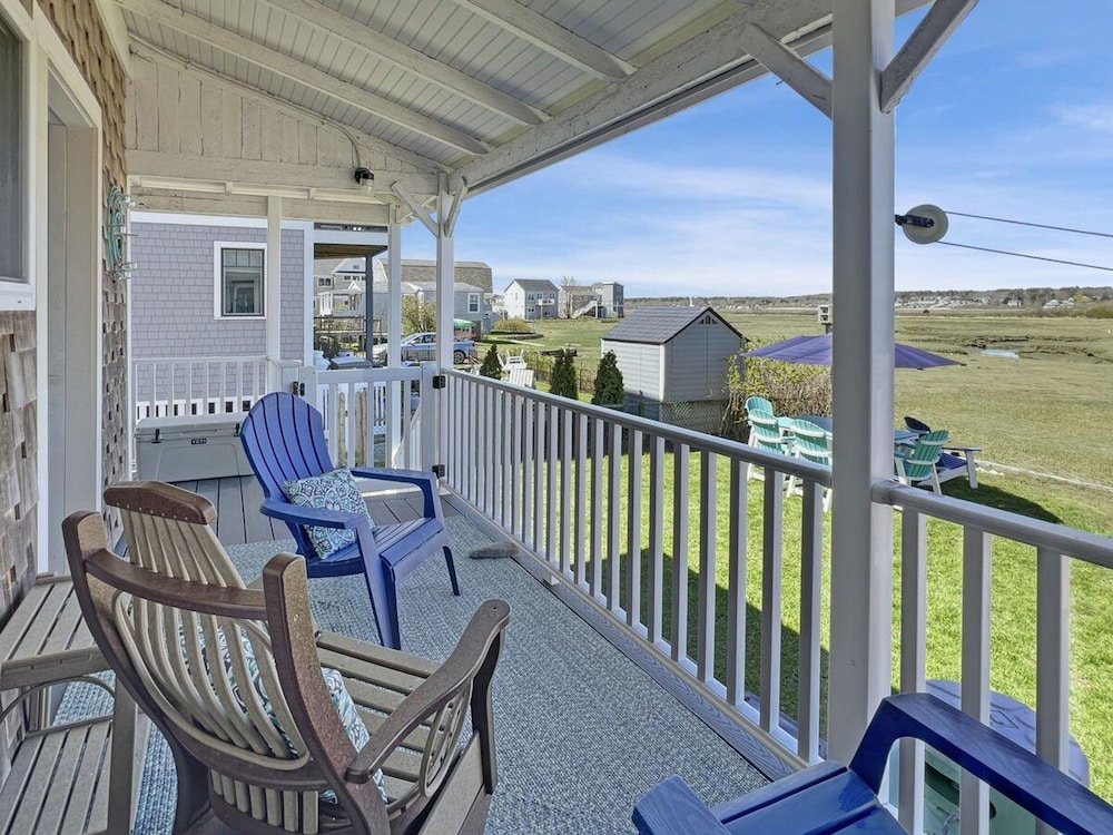 Sea Esta in Wells With 4 Bedrooms and 1 Bathrooms