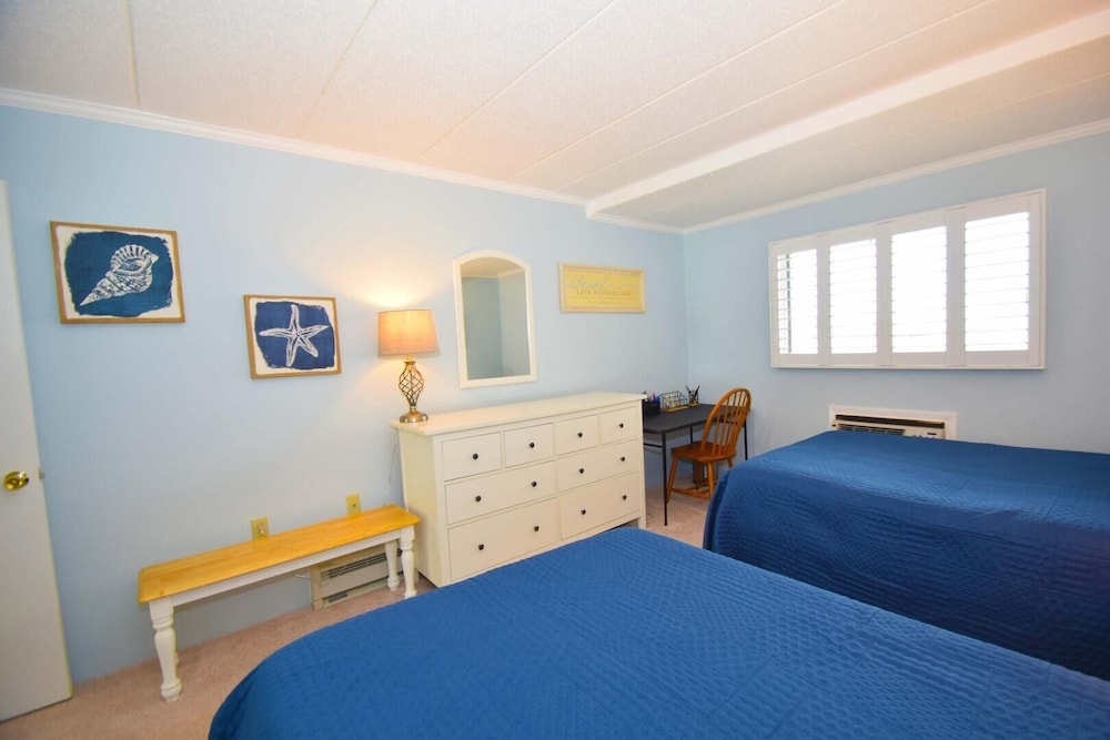 Salty Sands I 402 1 Bedroom Condo by RedAwning view 2