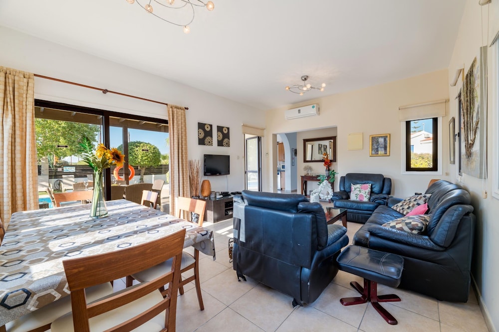 Sunnyside Villa in Protaras