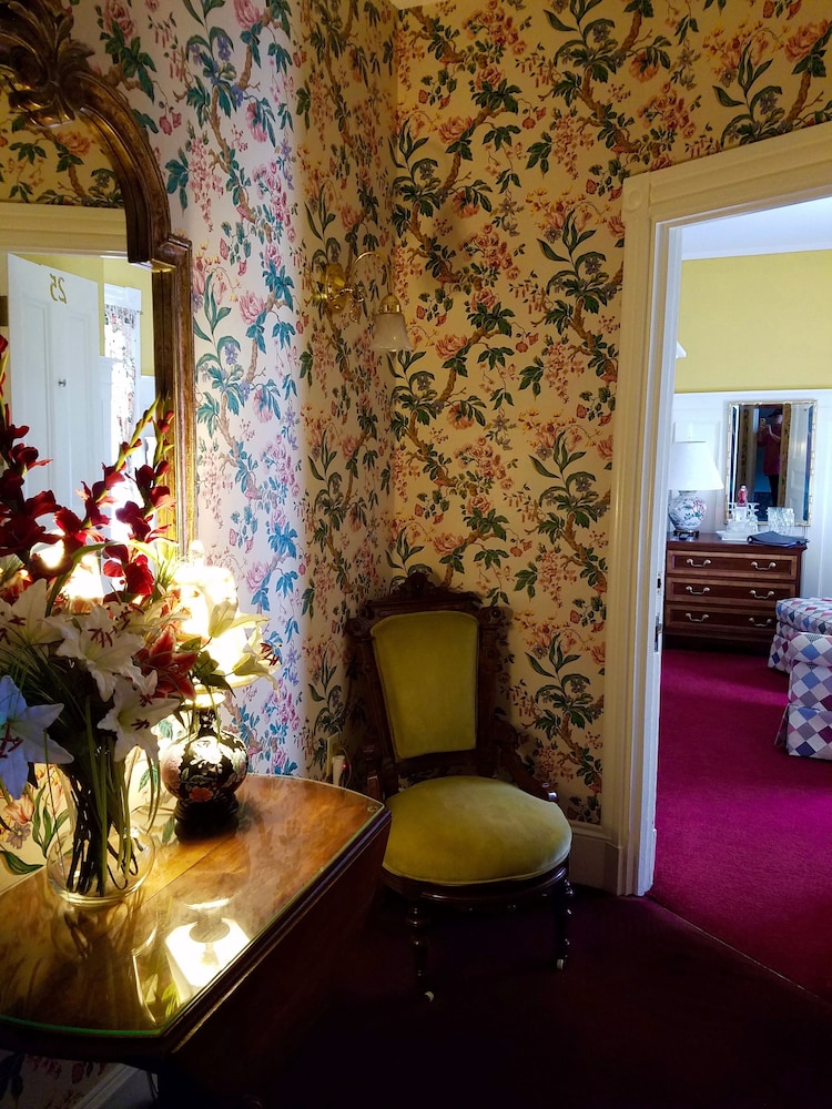 Greenville Inn at Moosehead Lake