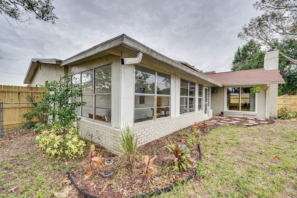 Family-friendly Davenport Home w/ Fire Pit! view 3