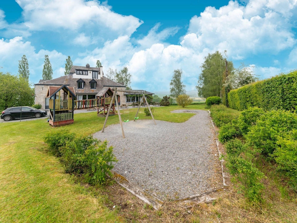 Villa in Ardennes With Sauna and Jacuzzi