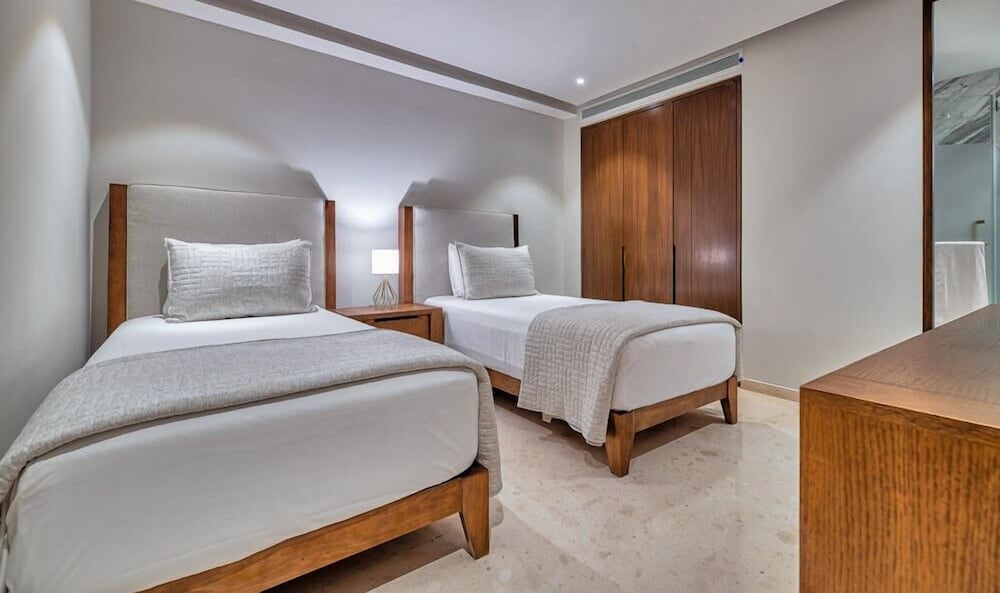 Amazing Condo - Beach Access - Spa - Pool