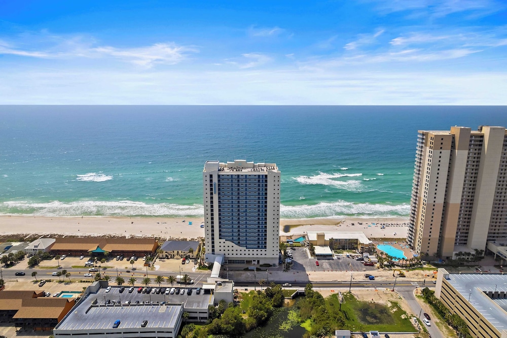 Beachfront Stay w/ Resort Amenities & Gulf Views Sterling Breezing #506