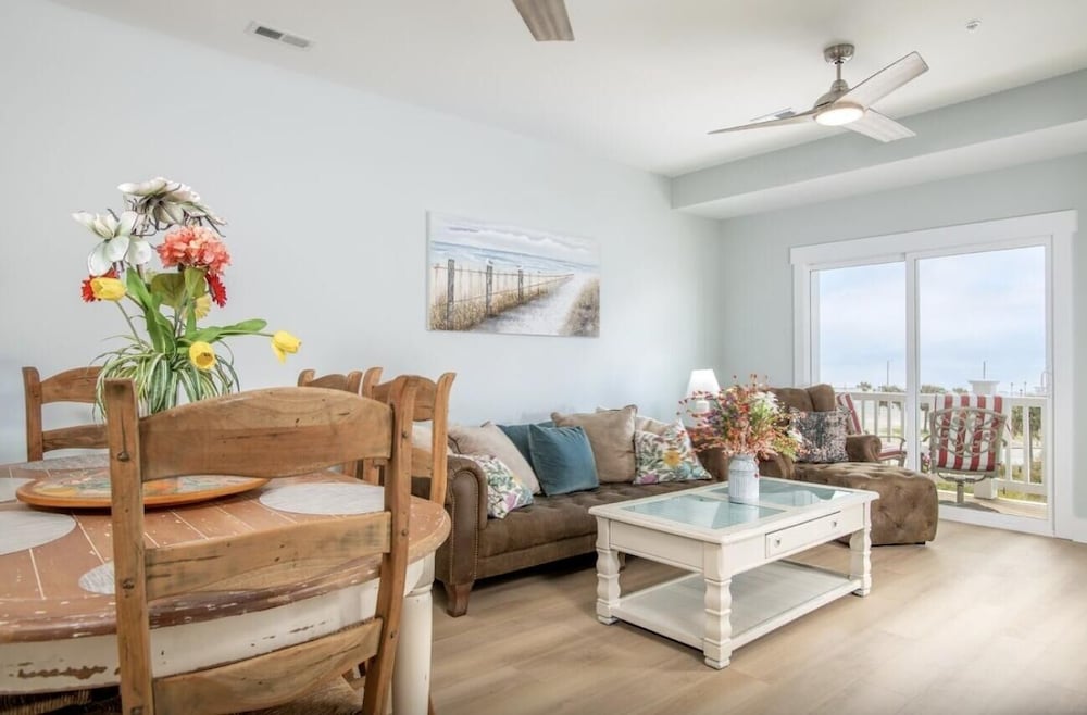 Marley's Retreat 3 Bedroom Townhouse
