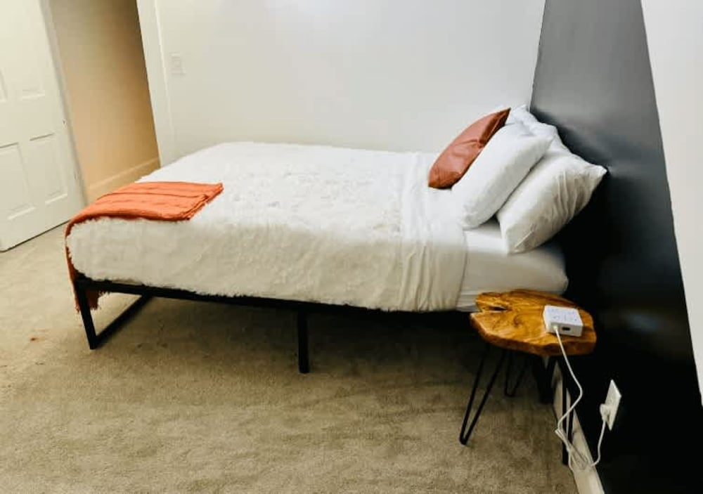 Short North Convention King Bed Free Parking