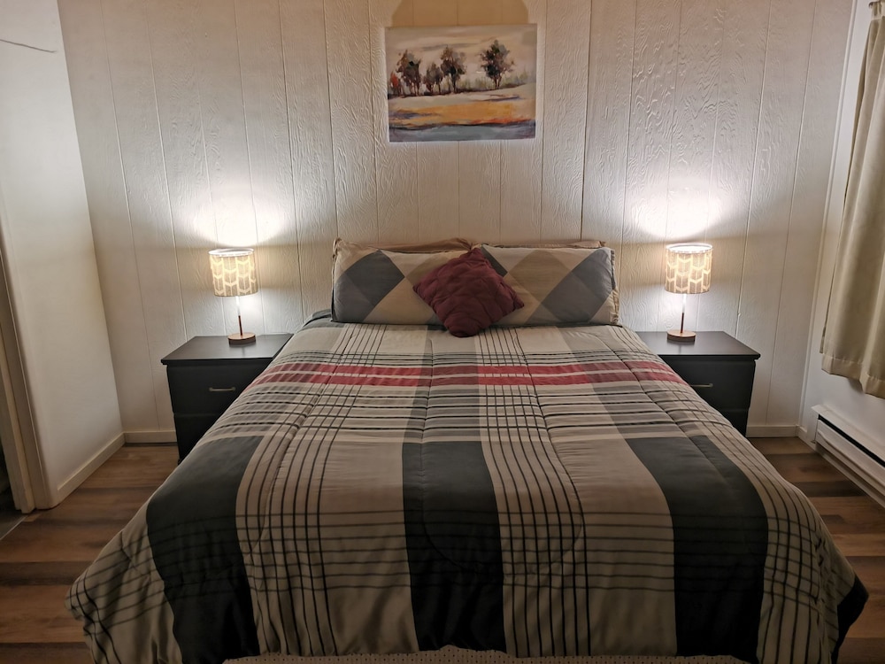 Cedars Motel