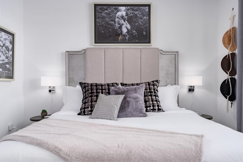 Birmingham Vacations - Near Oak Mt Amphitheatre and Pelham Civic Complex - Property Image 4