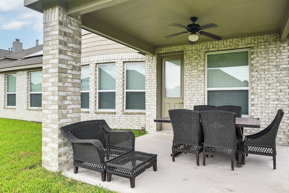 Grand Family Home w/ Patio & Fenced Yard in Arcola
